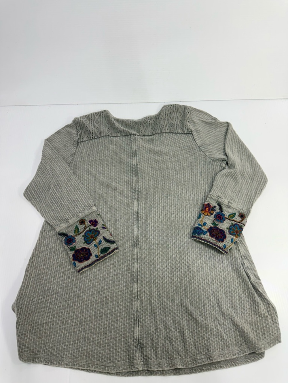 Soft Surroundings Womens L Boho Tunic Top Embroidered Sleeve Linen Blend‎ Gray